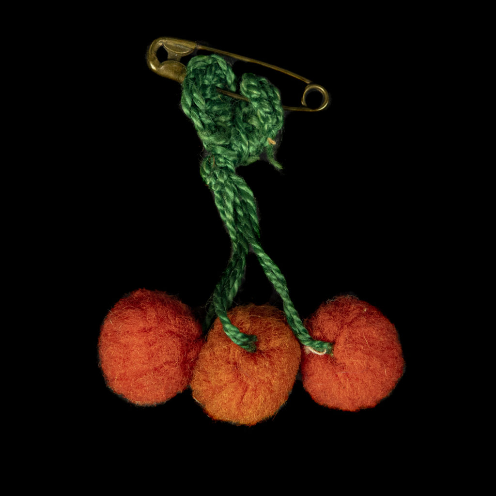 Bevrijdingsspeldje ‘Appeltjes van Oranje’