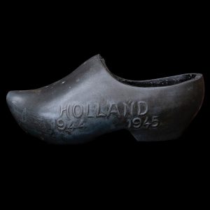 Metalen klompje Holland 1944 – 1945