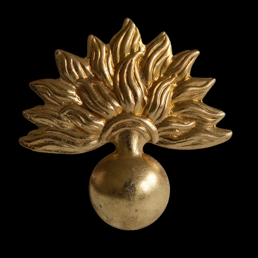 Grenadiers voor 1940 embleem