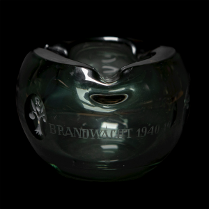 Oranjeboom asbak Brandwacht 1940-1941