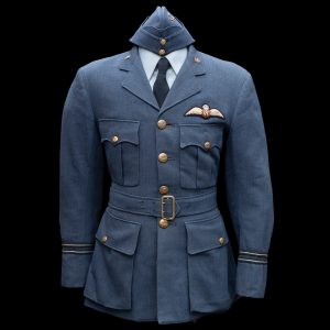 Uniform jas en cap van Flight Lt. Arthur Gordon Richardson
