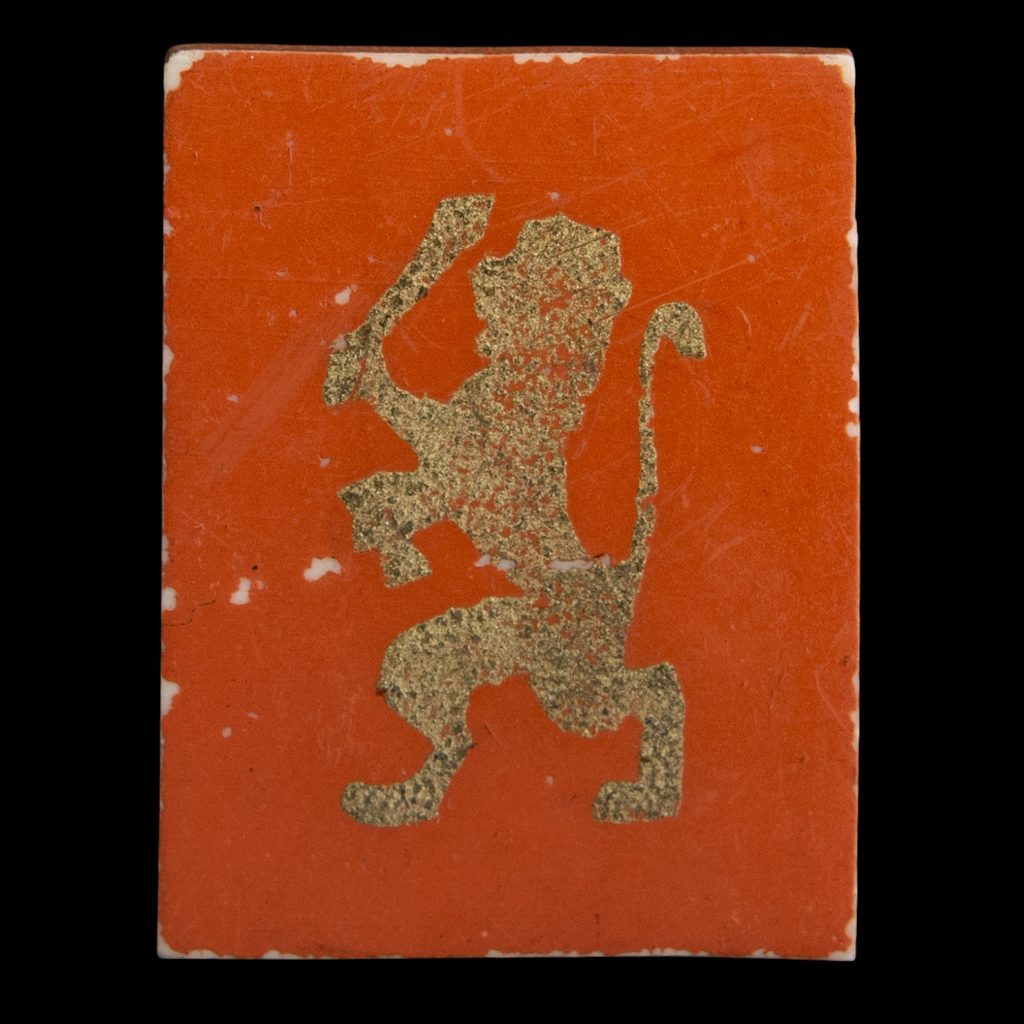 Oranje broche met Nederlandse Leeuw