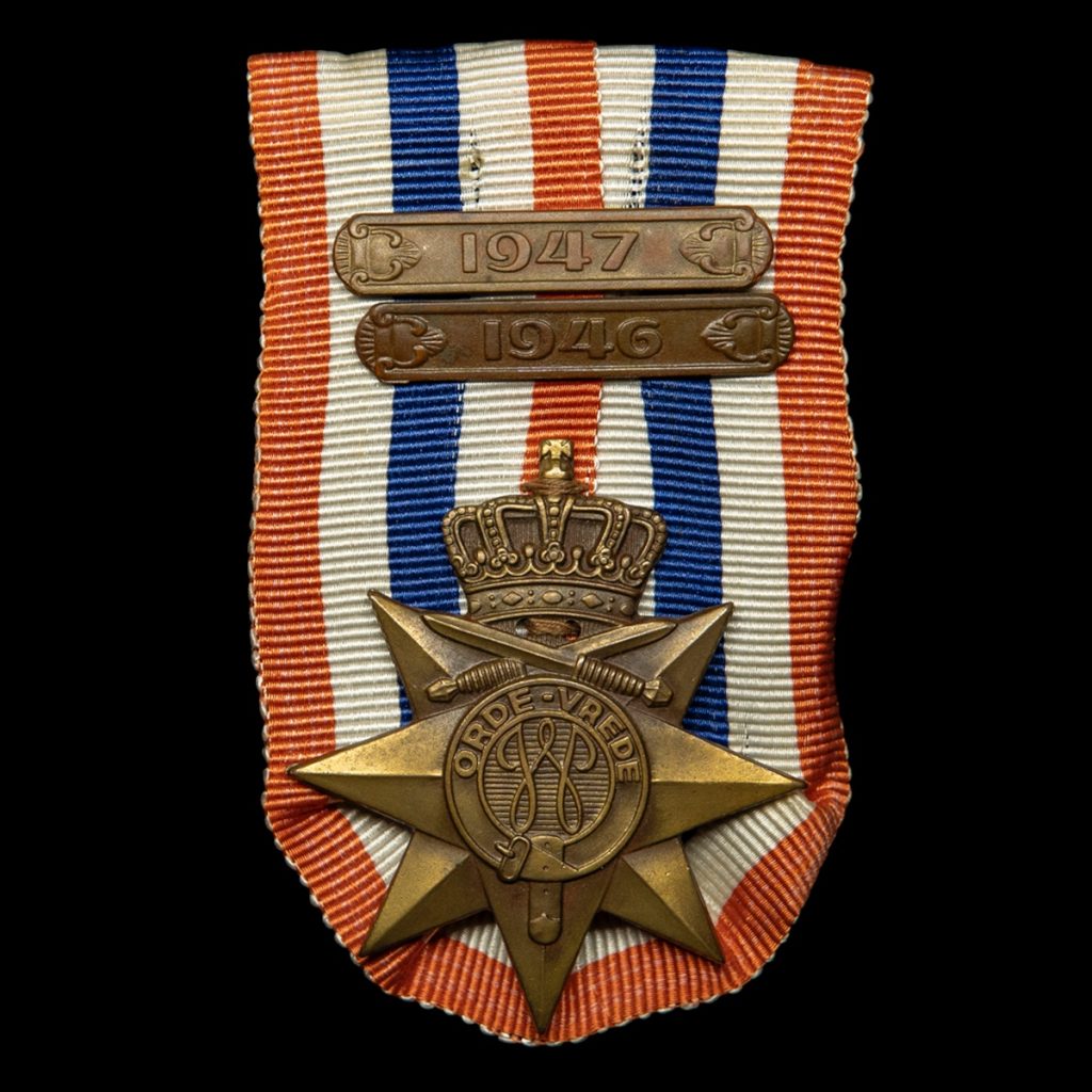 Het Ereteken Orde en Vrede 1946-1947