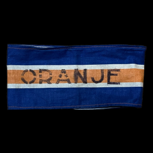 Oranje armband van BS’er Jan van Halen