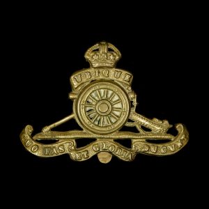 Britse capbadge Royal Artillery