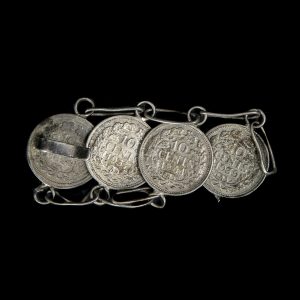 Stukje armband ‘stil verzet’
