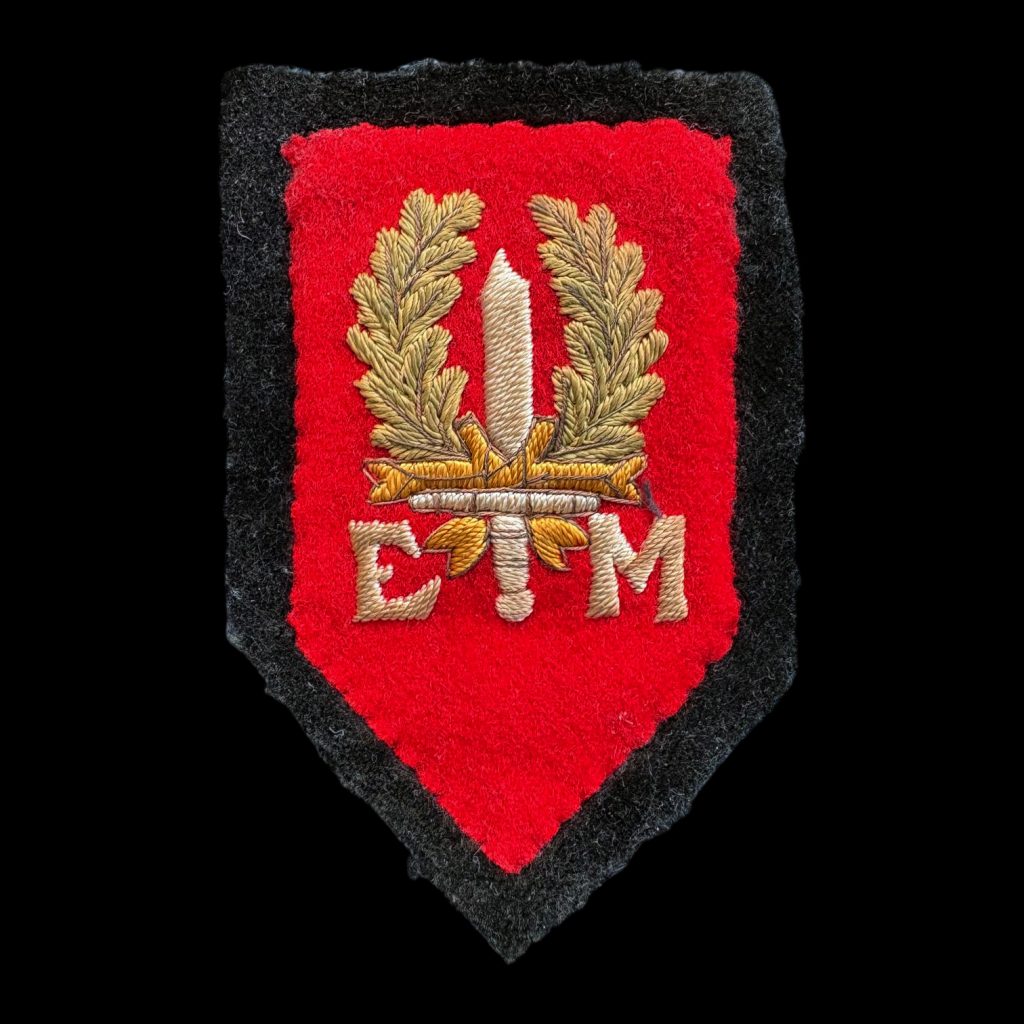 Armembleem C – (1e) Divisie”7 December”
