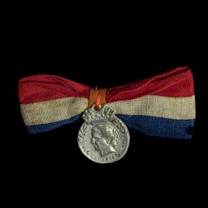 1945 Nederland Vrij speld