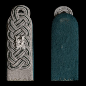 Kriegsverwaltungsrat, Feldkriegsgerichtsrat, Kriegszahnarzt, Kriegspfarrer