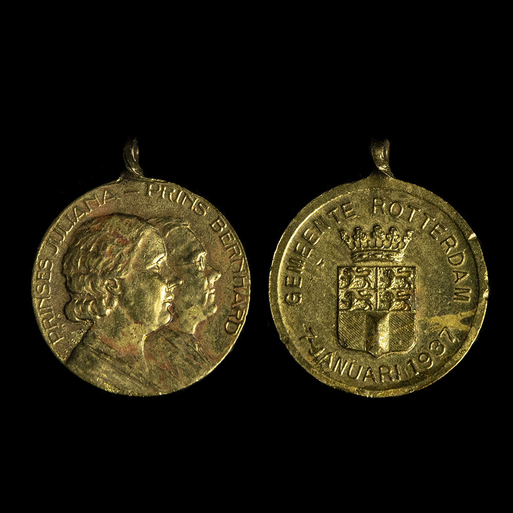 Prinses Juliana & Prins Bernhard Januari 1937 medaille
