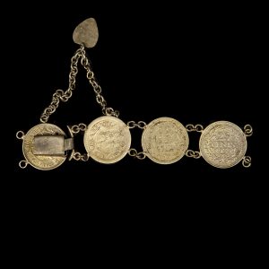 Bedelarmbandje (gedeelte)  ‘Stil Verzet’