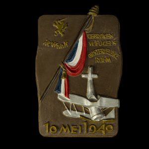 IKWAAK GEBROKEN VLEUGELS ONSTERFELIJKE ROEM 10 MEI 1940