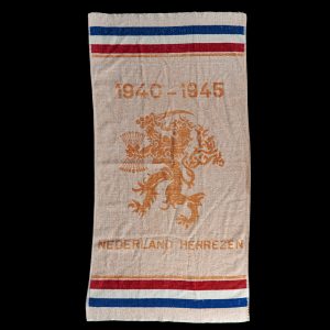 Handdoek 1940-1945 Nederland Herrezen